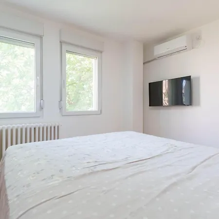 Apartamento Premium Stan 70 *